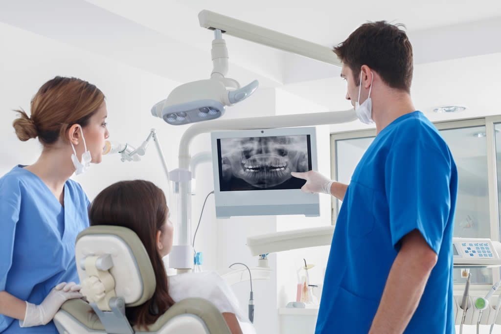 Prečo je dôležité zhotoviť röntgenové snímky zubov?